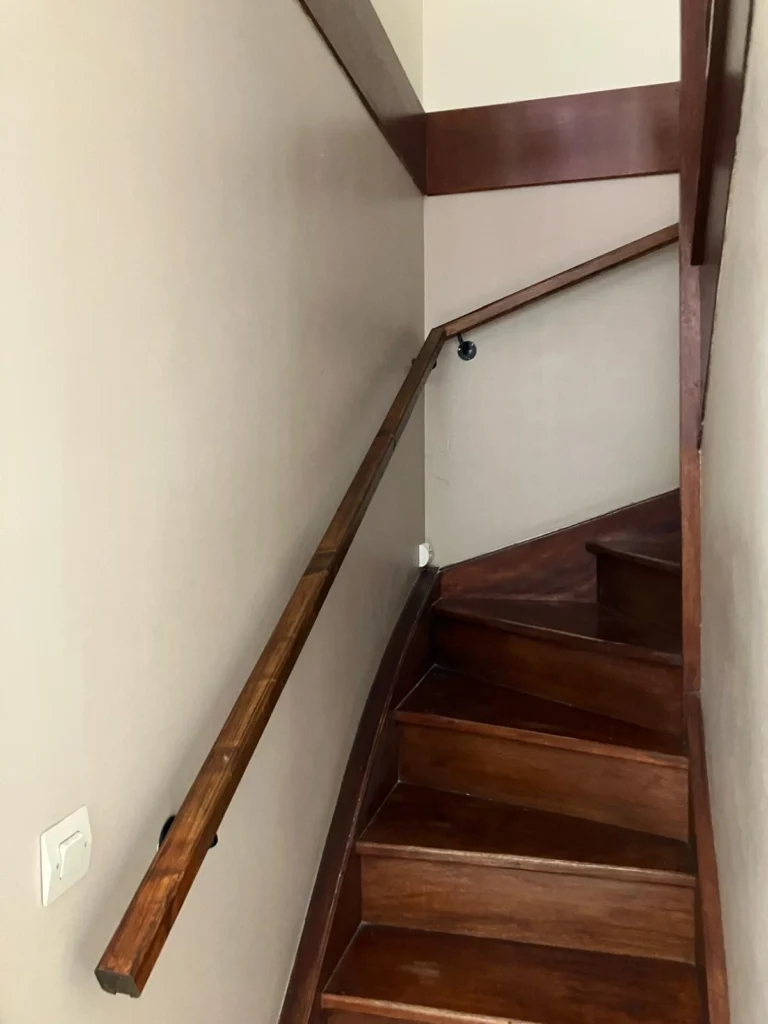 Rampe descalier commandée par le client
